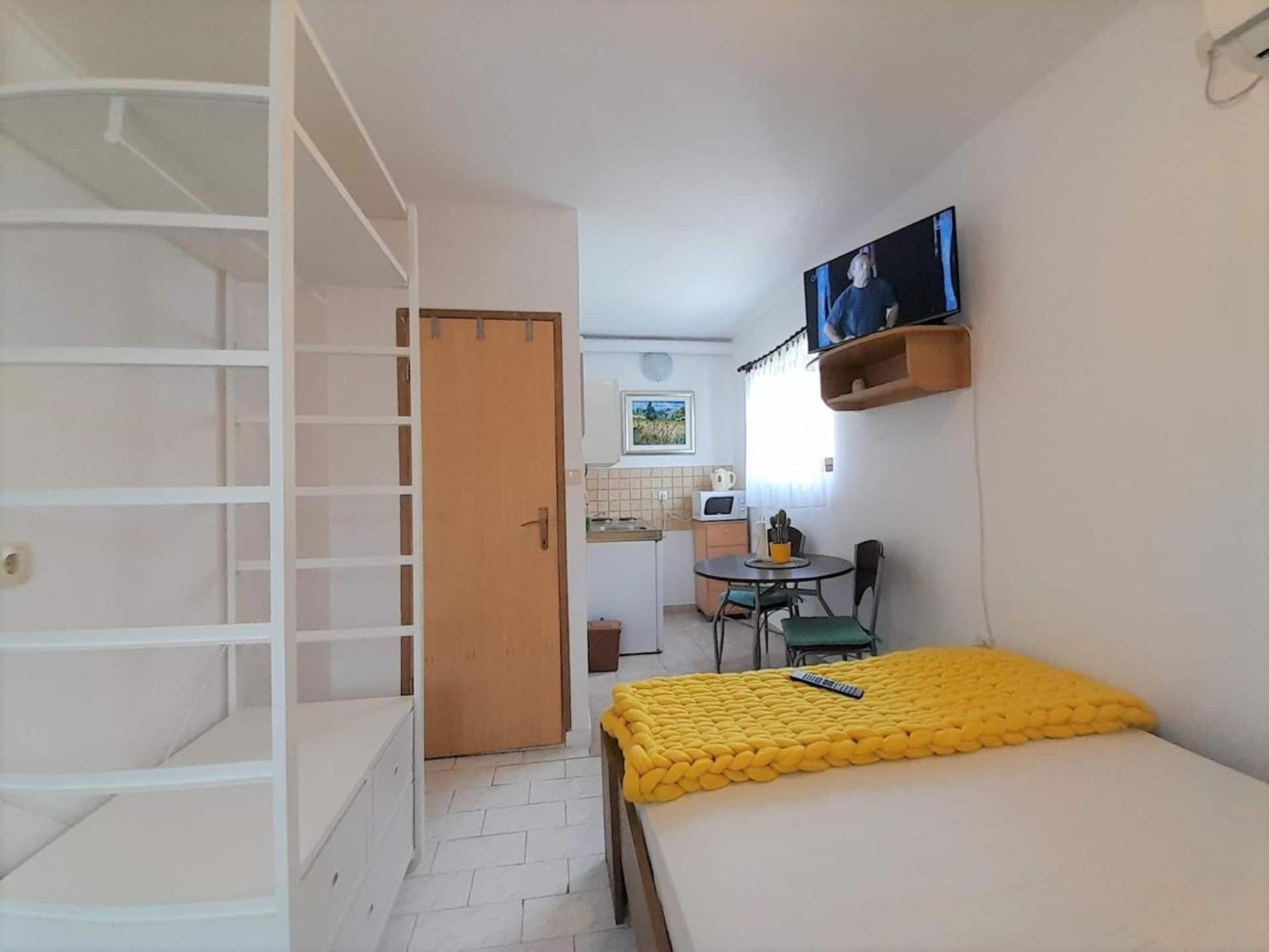 Lovely Studio Malina Close To The Beach 克尔克 外观 照片
